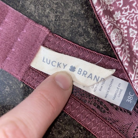 🍀 LUCKY BRAND lightly Padded bra Size 38C Wireless - Picture 4 of 4